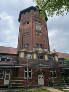 Mehr über den Artikel erfahren Wasserturm in Farmsen: Historischen Ort sichern und Perspektiven für den Stadtteil schaffen